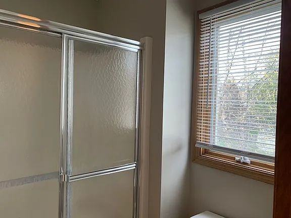 15417 Ridgeview Dr - Photo 4 of 18