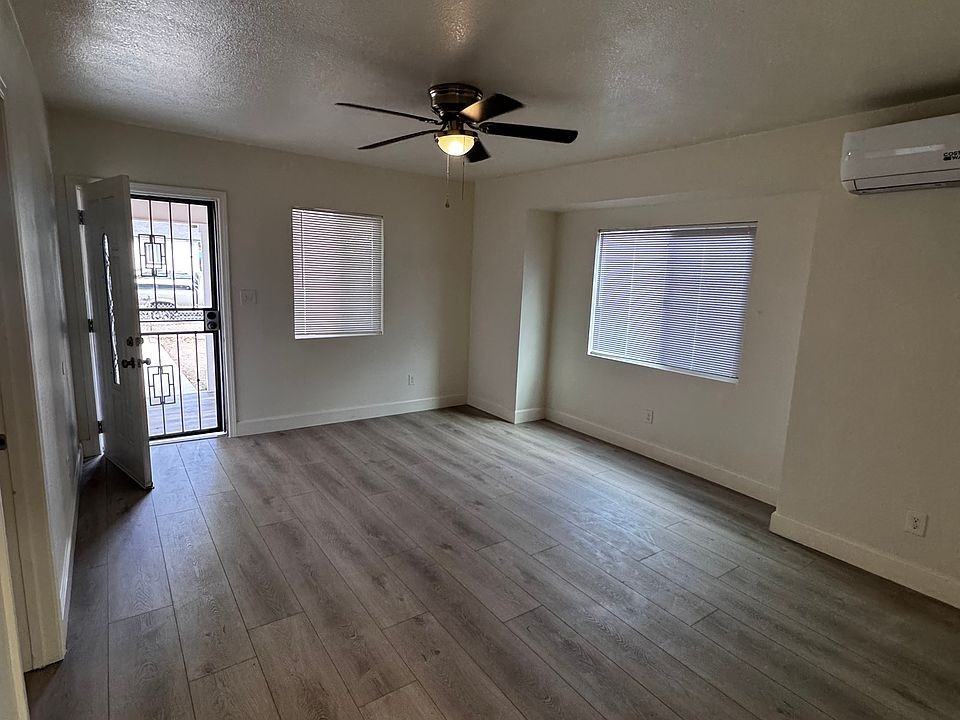 127 Lincoln Ave - Photo 4 of 9