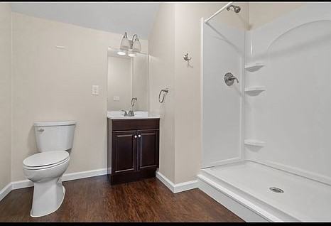 230 Seville St - Photo 4 of 12