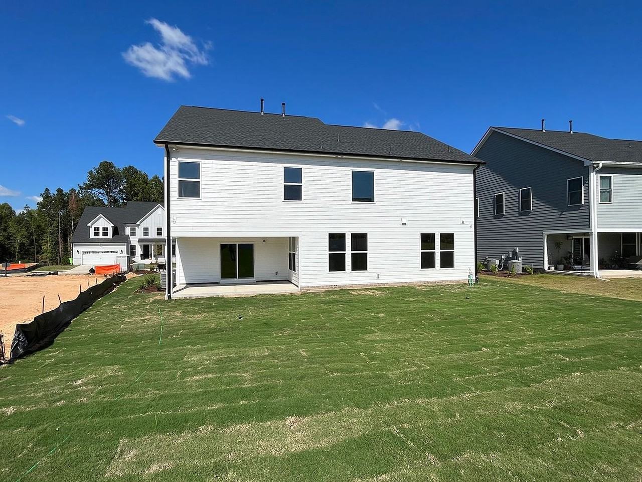 644 Silvercomet Dr - Photo 3 of 40