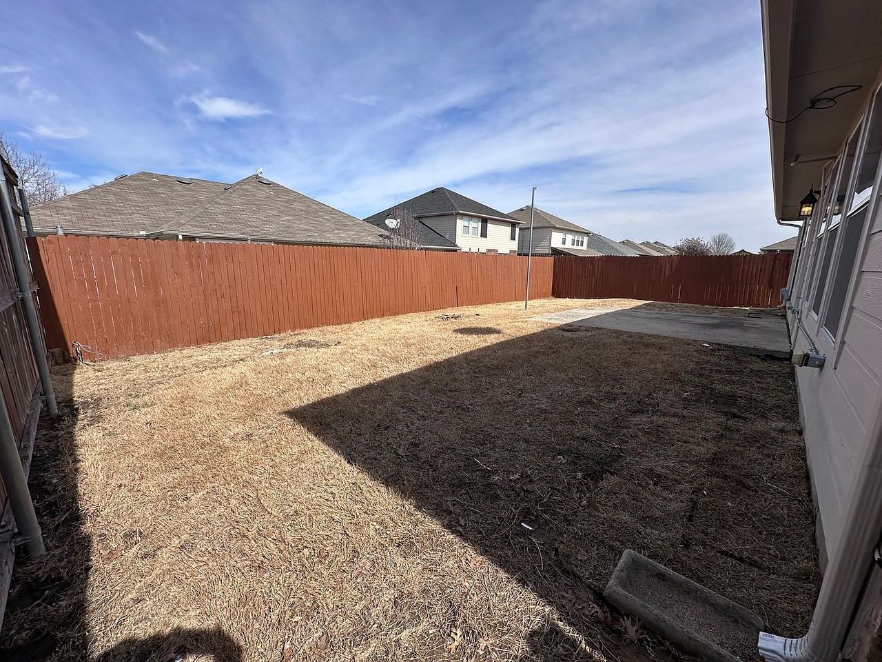 921 Bowie Dr - Photo 5 of 23