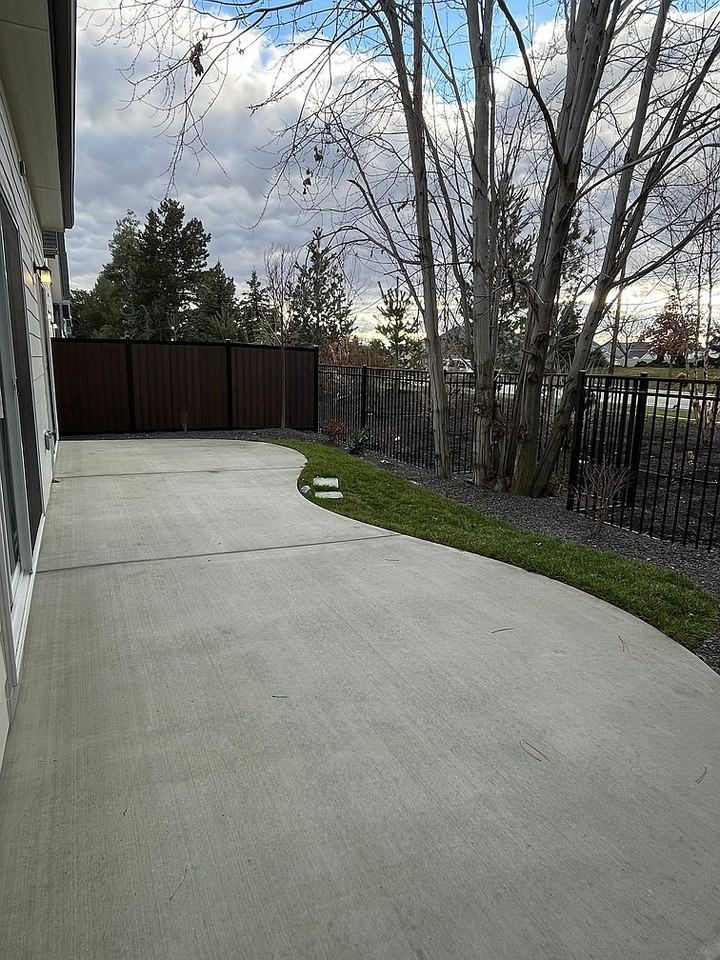 399 N Sauer River Ln - Photo 3 of 26