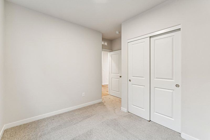 2028 E Cave Falls St - Photo 2 of 33