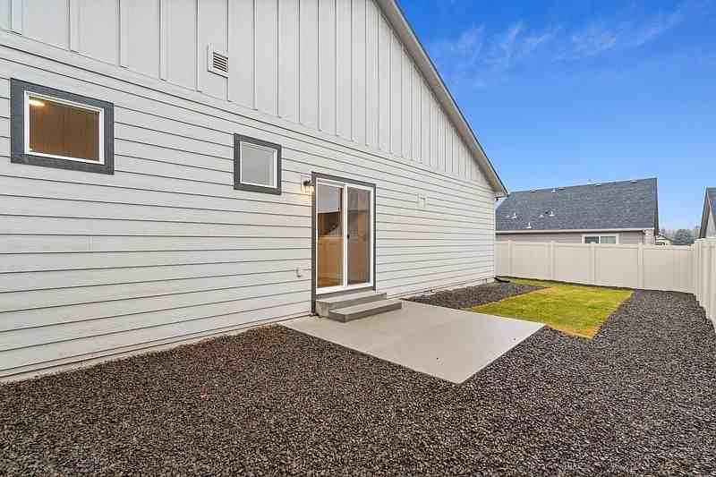 2028 E Cave Falls St - Photo 3 of 33