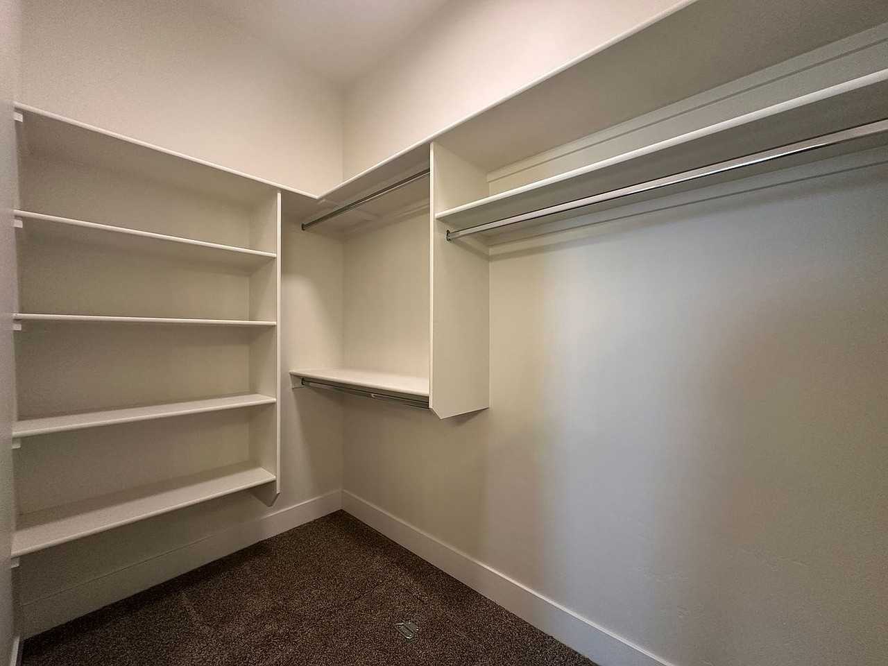 1462 W Fluorite St - Photo 7 of 22