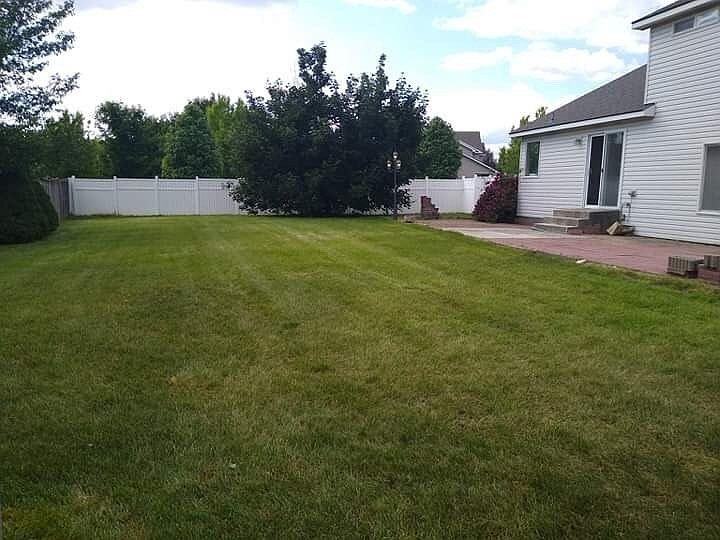 2768 W Tours Dr - Photo 3 of 22