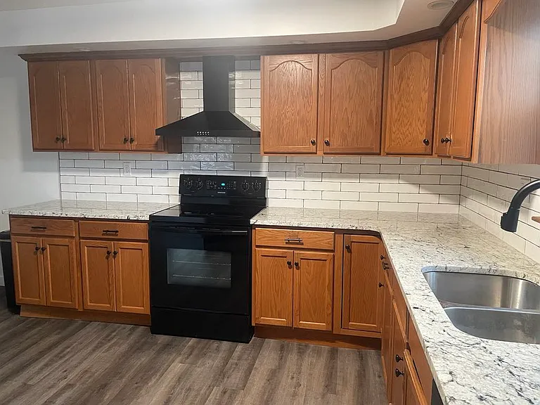 554 Fishing Creek Rd - Photo 3 of 6