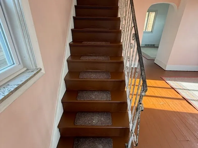 1845 5th Ave - Photo 2 of 9