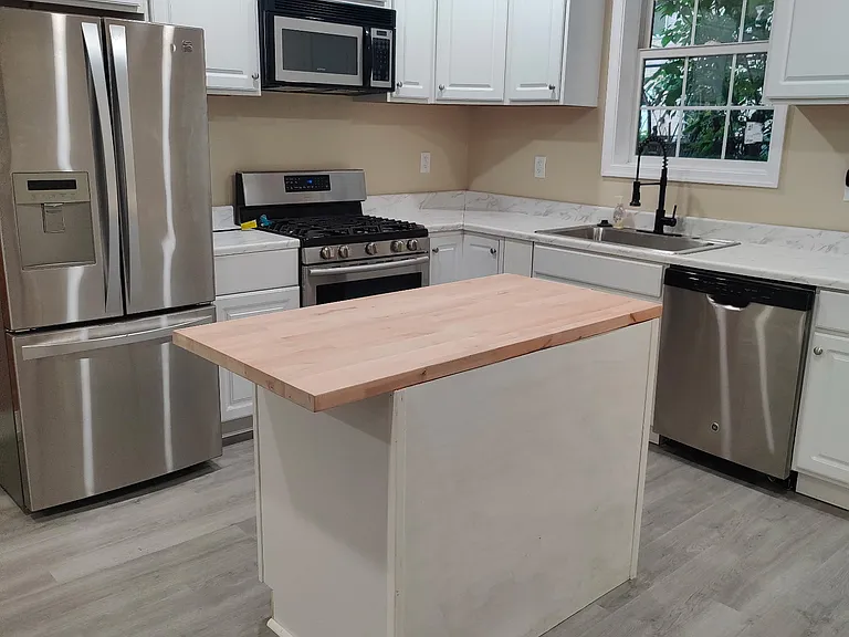 1911 Titan St - Photo 4 of 7