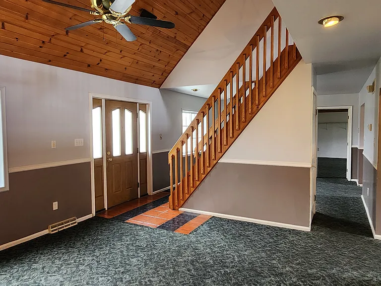 1815 N 6th Ave - Photo 7 of 10