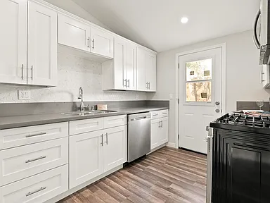 17138 Sunderland Dr - Photo 7 of 15