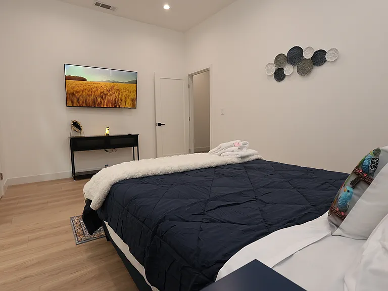 6825 Ranchito Ave - Photo 6 of 27