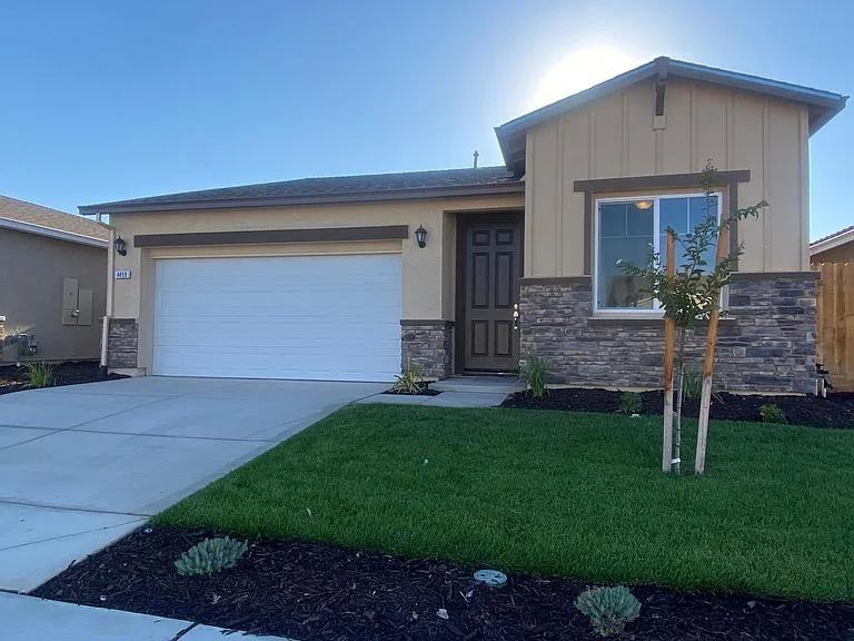 4459 Lacy Ln - Photo 2 of 11