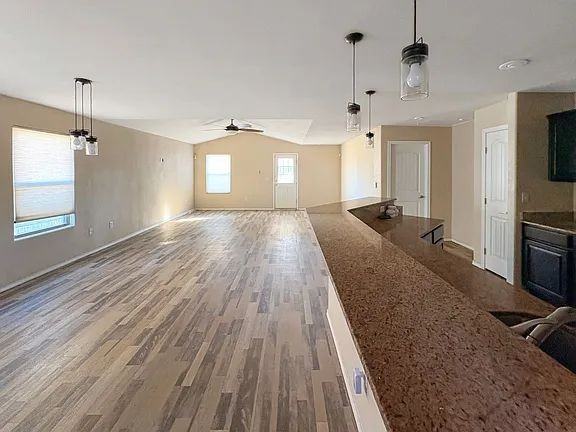 1805 Avenue S - Photo 2 of 9