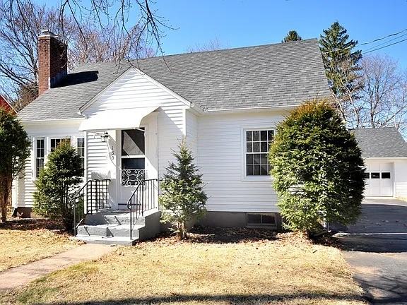 150 Parker St - Photo 7 of 8