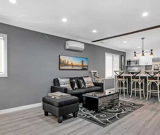 3206 W 27th St #FH - Photo 2 of 15