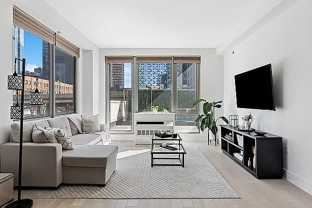 4415 Purves St #3B - Photo 1 of 1