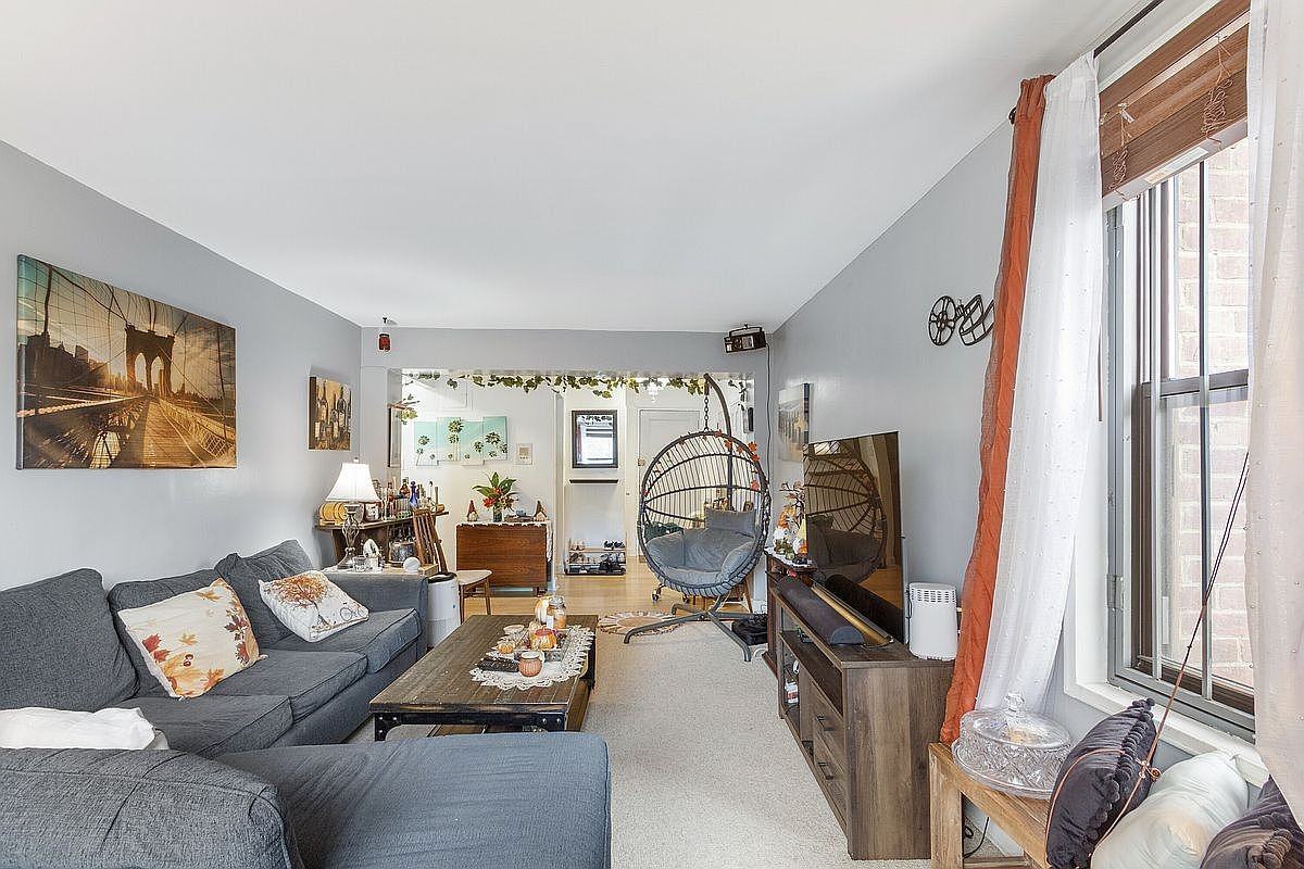 8340 Austin St #4P - Photo 3 of 8