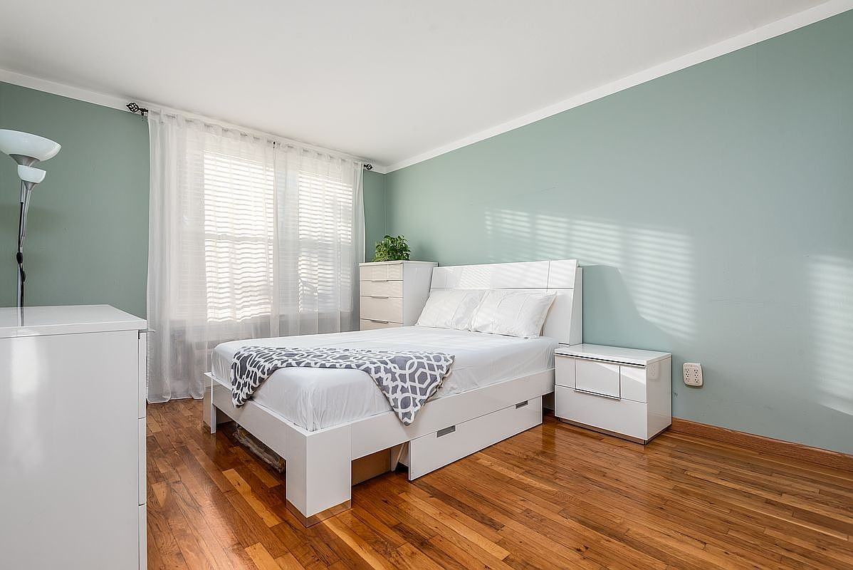 8470 129th St #2R - Photo 7 of 16