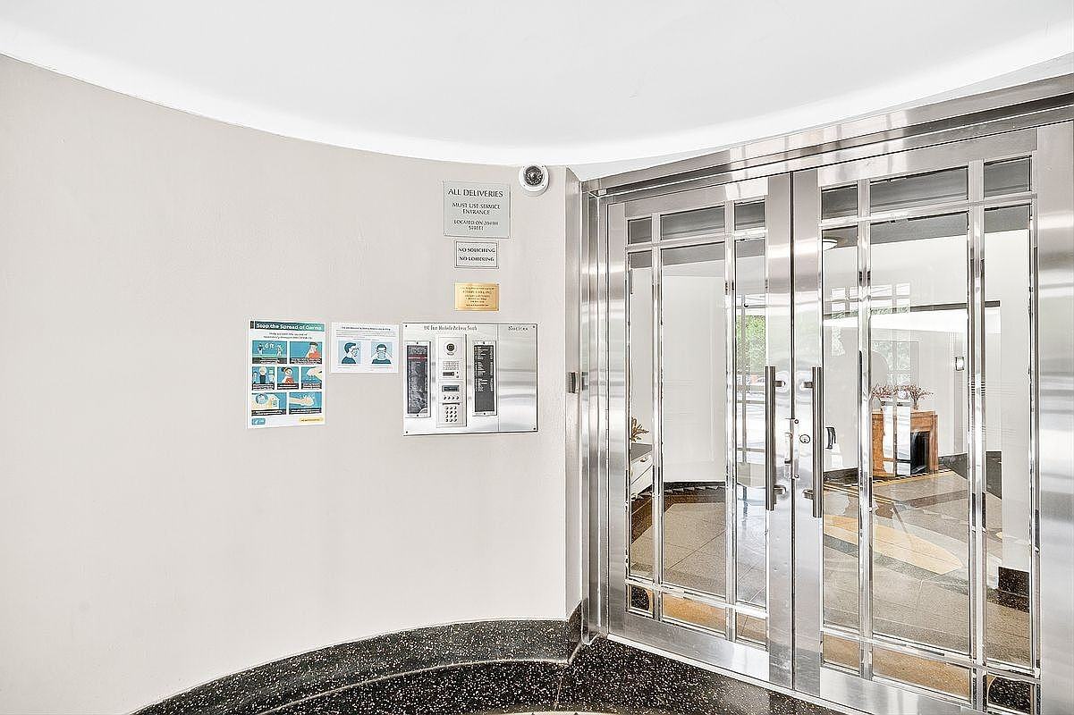 190 E Mosholu Pkwy S #4G - Photo 5 of 20