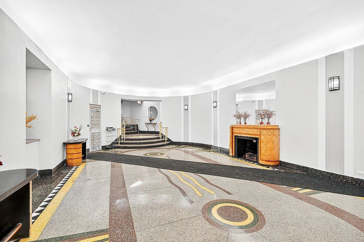 190 E Mosholu Pkwy S #4G - Photo 6 of 20