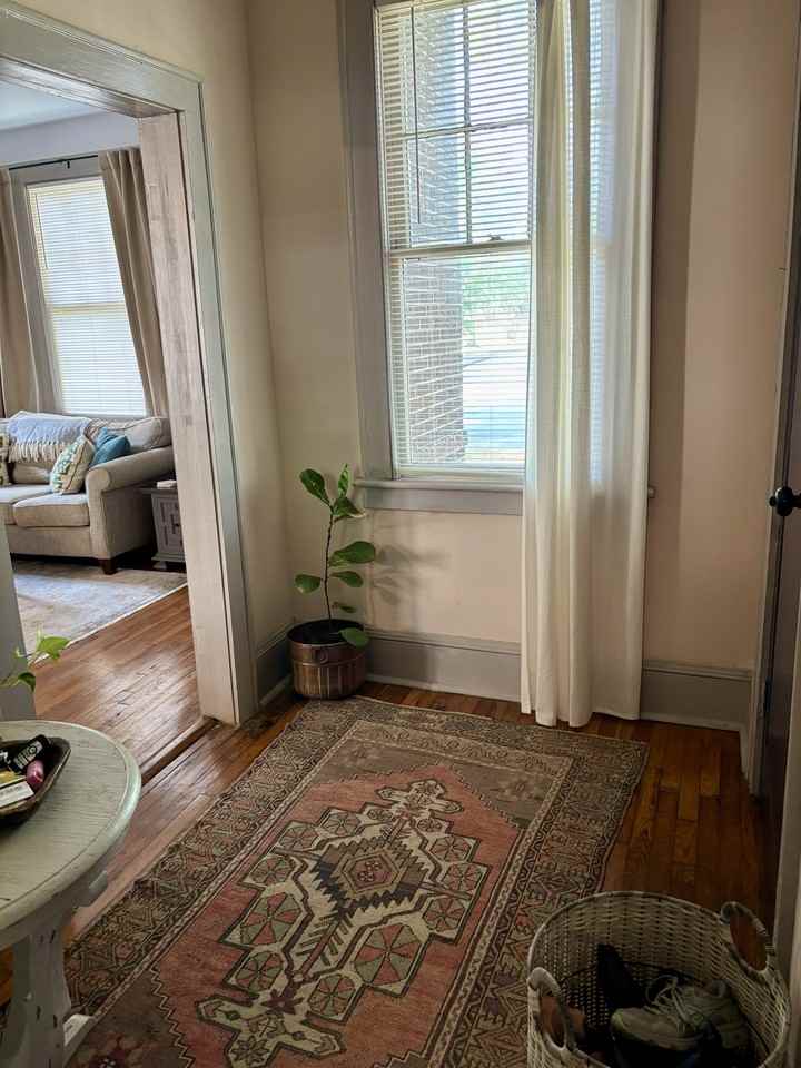 1302 E Victory Dr #2 - Photo 2 of 14