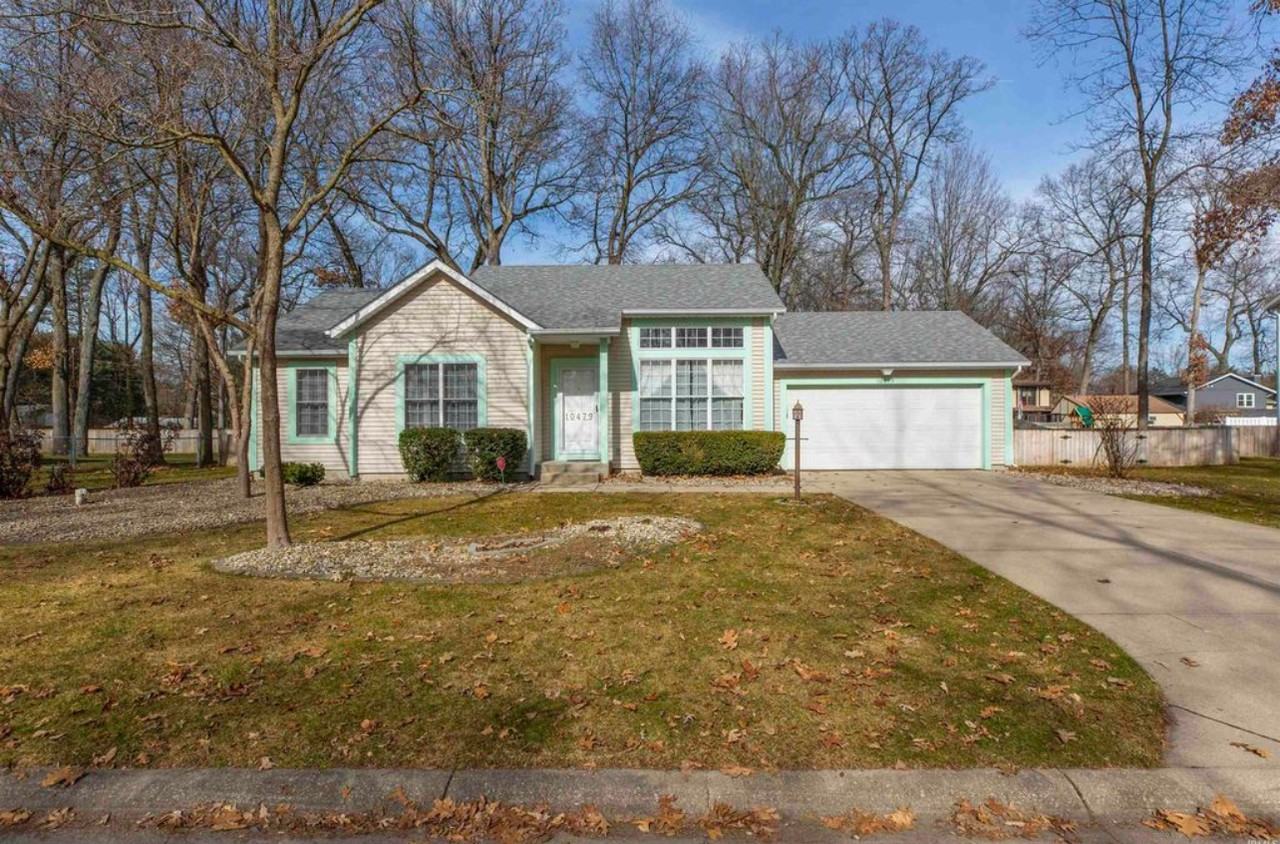 10479 Patricia Church Dr #NA - Photo 4 of 35