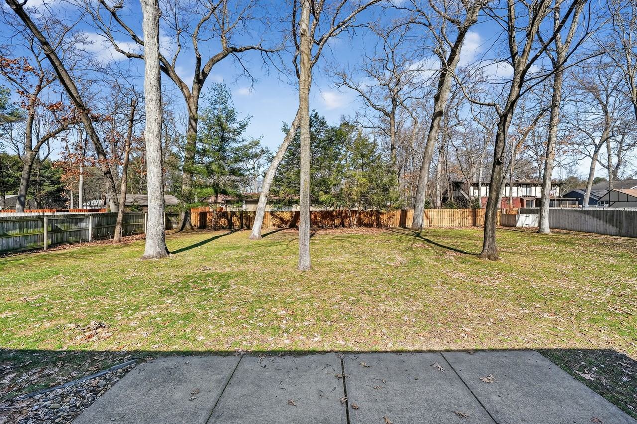 10479 Patricia Church Dr #NA - Photo 5 of 35