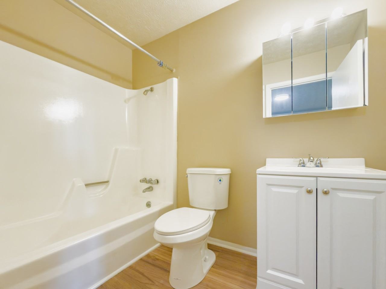 2025 W 4th St #11 - Photo 6 of 7