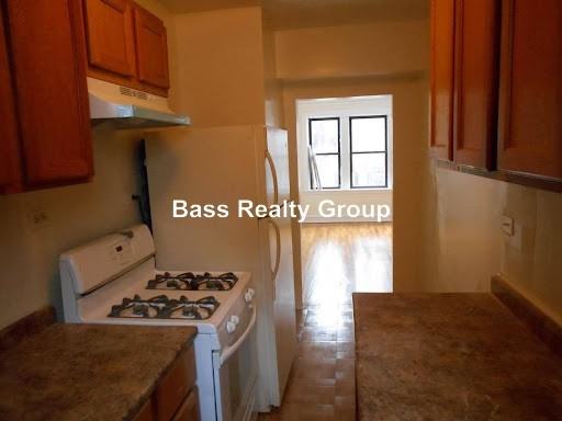 1708 W Lunt Ave #1 - Photo 5 of 11