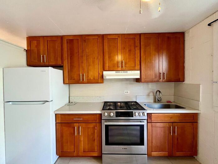 432 Pa?? Street #203 - Photo 2 of 7