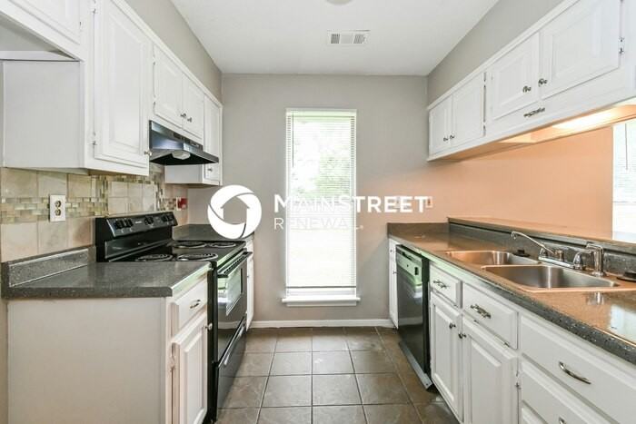 4238 Highgate Dr - Photo 7 of 16