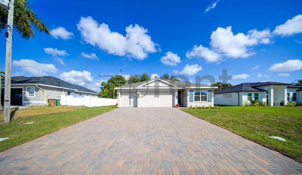 707 Nw 2nd Ln - Photo 2 of 25