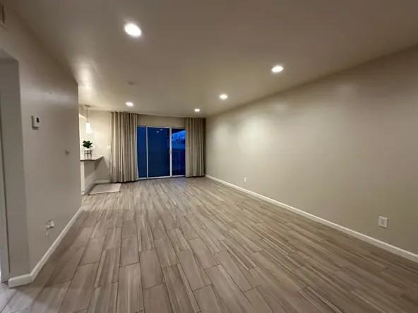 The Q - Photo 4 of 64