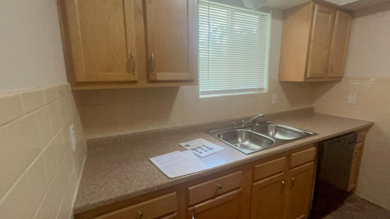 522 Alcove Ave - Photo 7 of 20