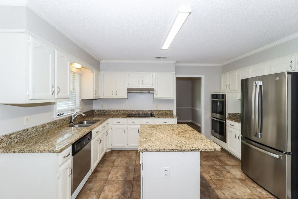 306 S Glendale Ct - Photo 7 of 16