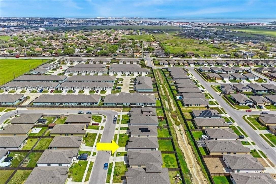 2214 Cuarzo Dr - Photo 5 of 40