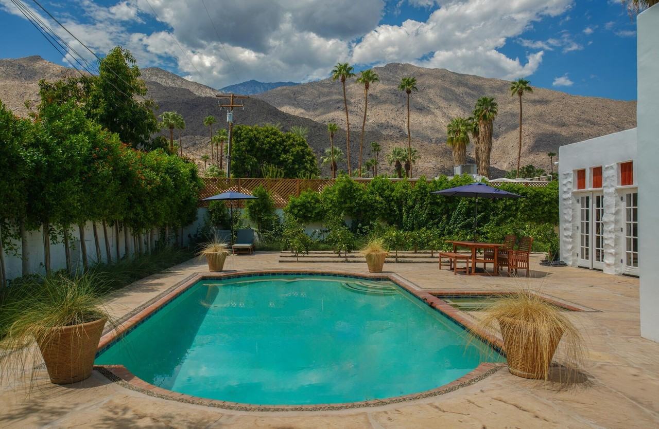 439 E Sonora Rd - Photo 6 of 26