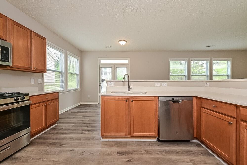 7190 Flagstone Pl - Photo 7 of 17