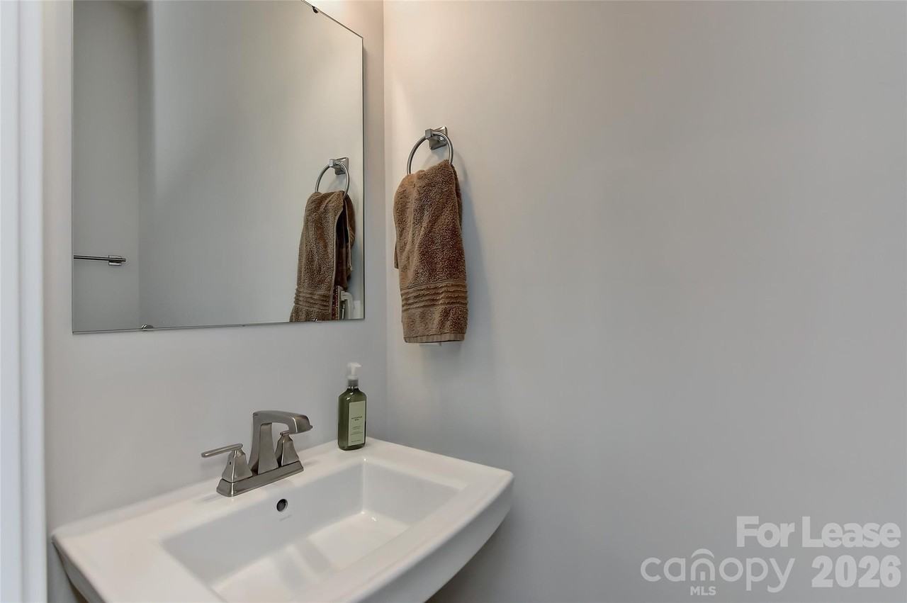 421 Spearfield Ln - Photo 6 of 23