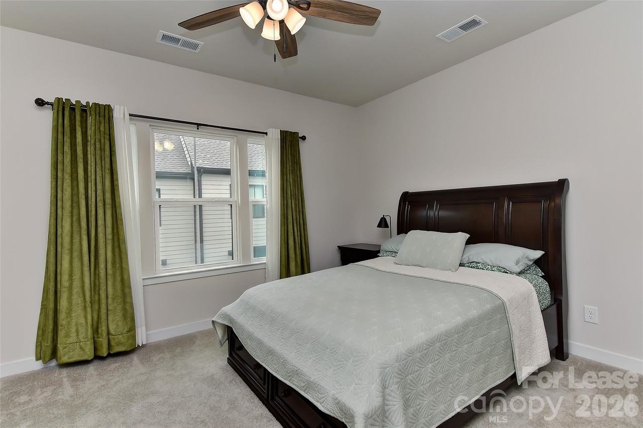 421 Spearfield Ln - Photo 7 of 23