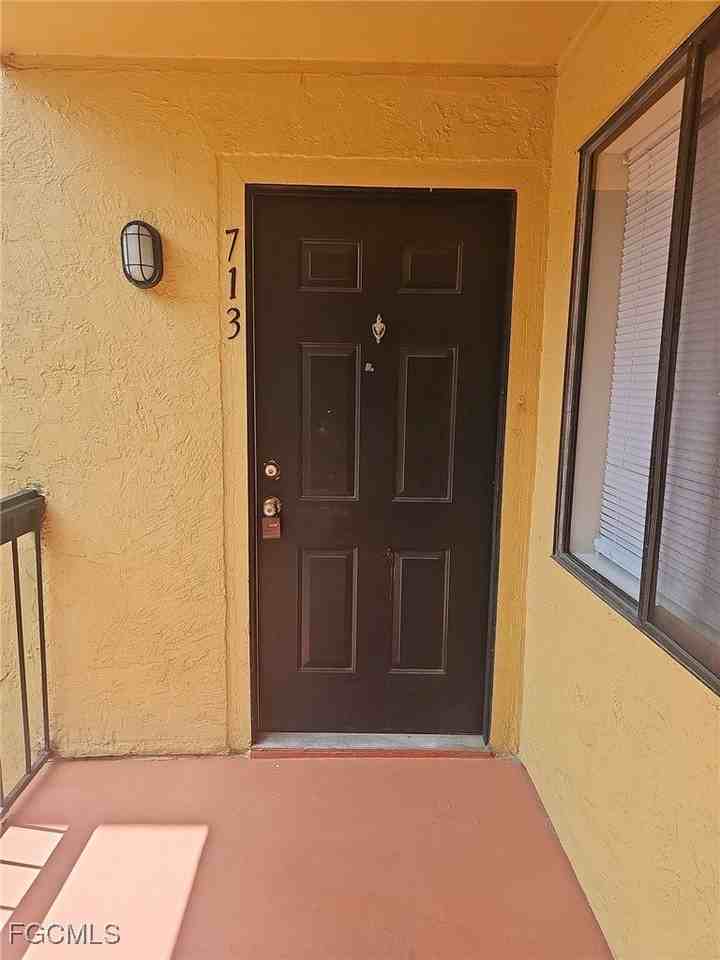 2905 Winkler Ave #713 - Photo 3 of 22