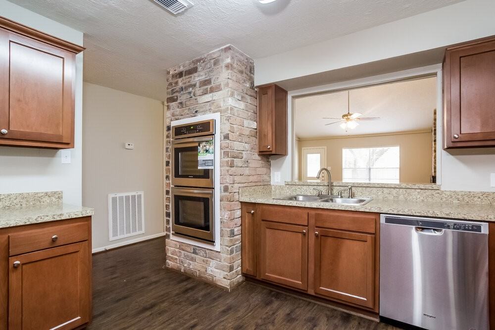 1817 New Orleans St - Photo 5 of 15