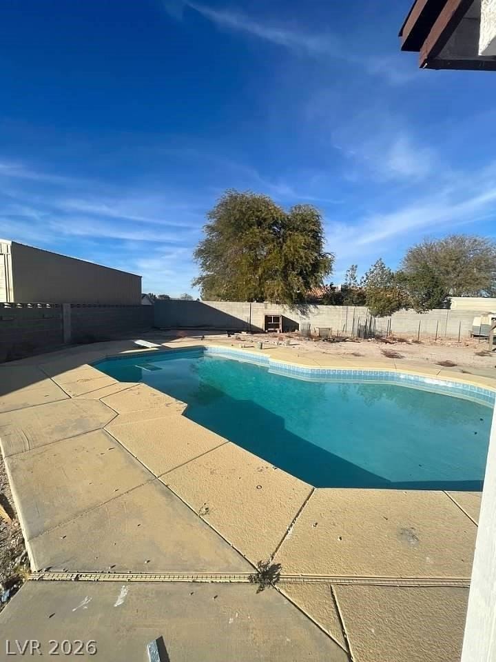 1590 Mustang Dr - Photo 5 of 50