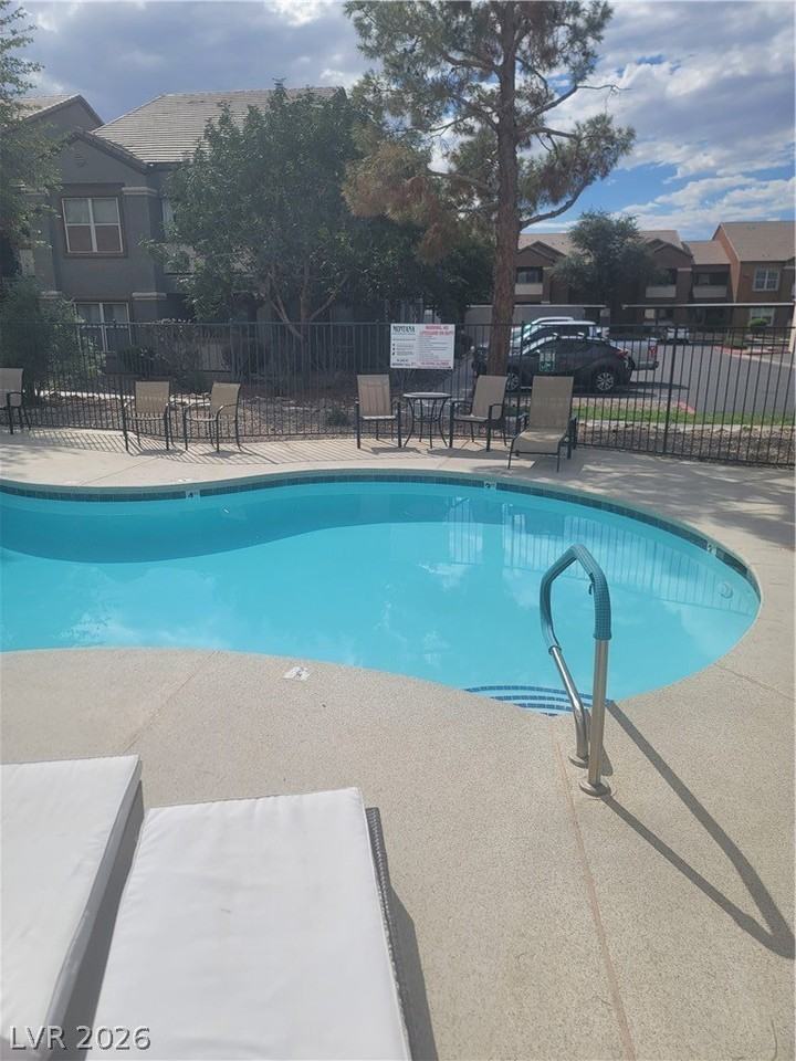 555 E Silverado Ranch Blvd #1123