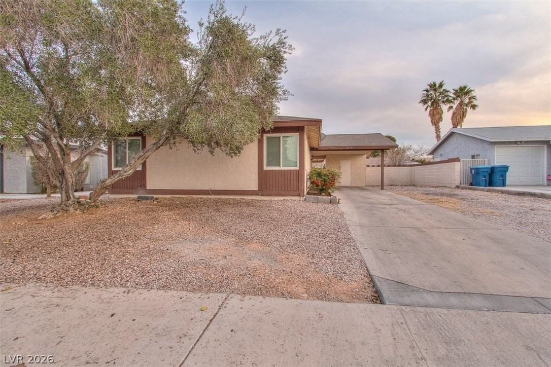 6381 Placer Dr - Photo 2 of 20