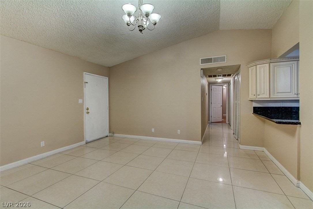 6381 Placer Dr - Photo 4 of 20