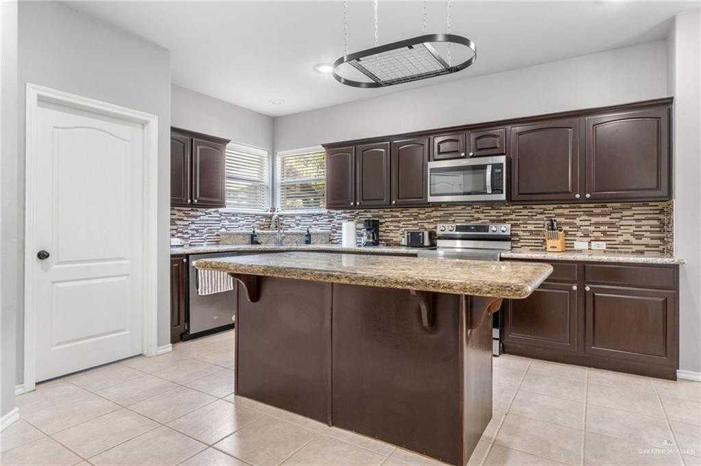 2603 Nicole Dr - Photo 7 of 30