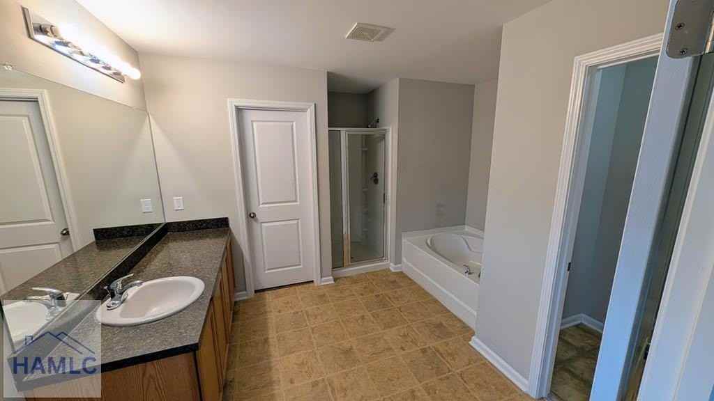 418 Valdez Ct - Photo 5 of 10