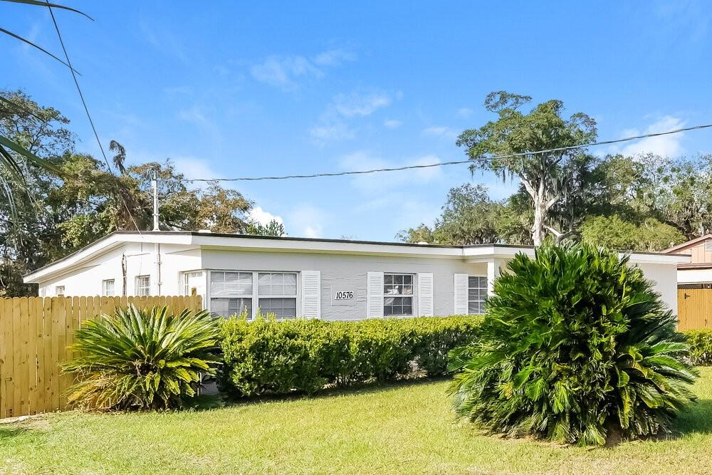 10576 Abilene Rd - Photo 4 of 16